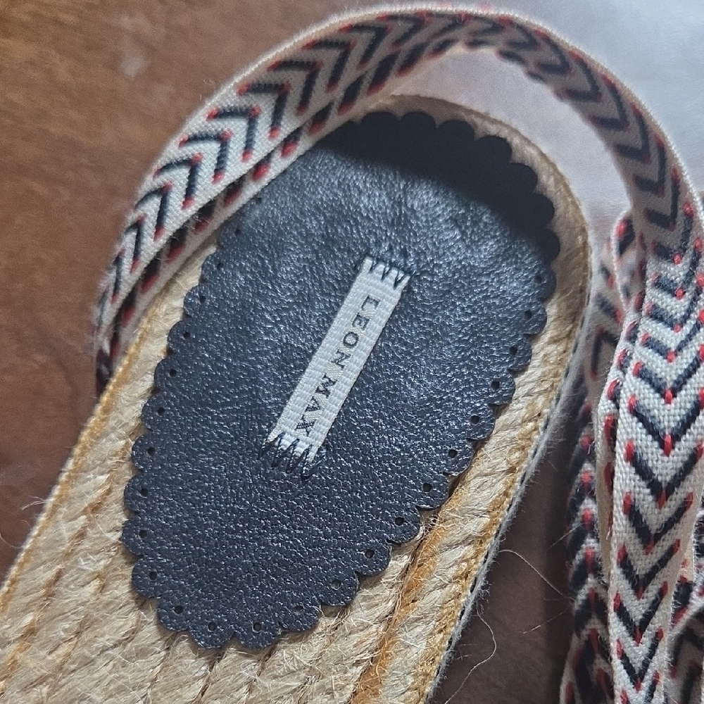 Leon Max Stylish Chevron Espadrilles with Woven Sole - Picture 2 of 6